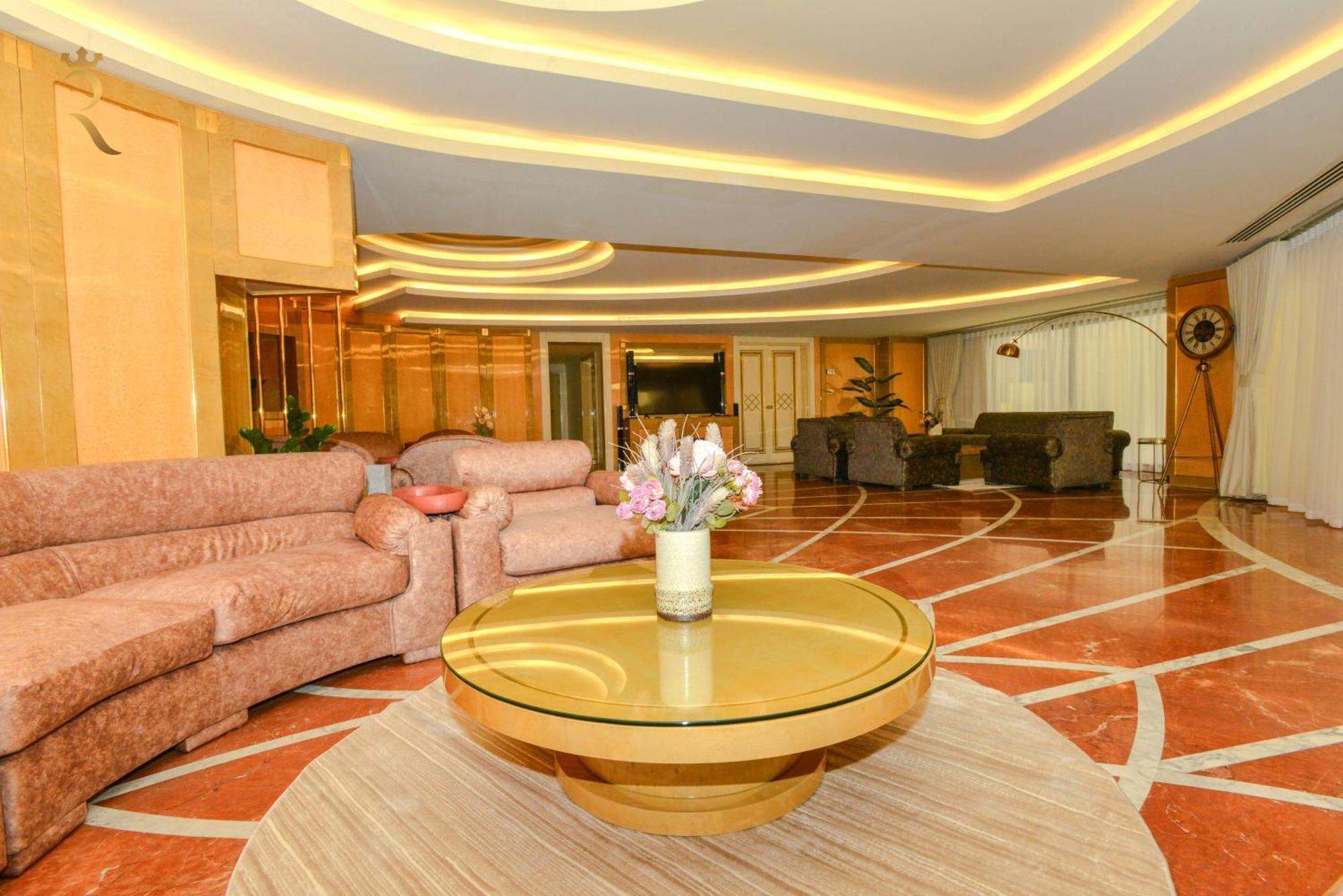 Presidential Penthouse Vintage Italian Elegance
