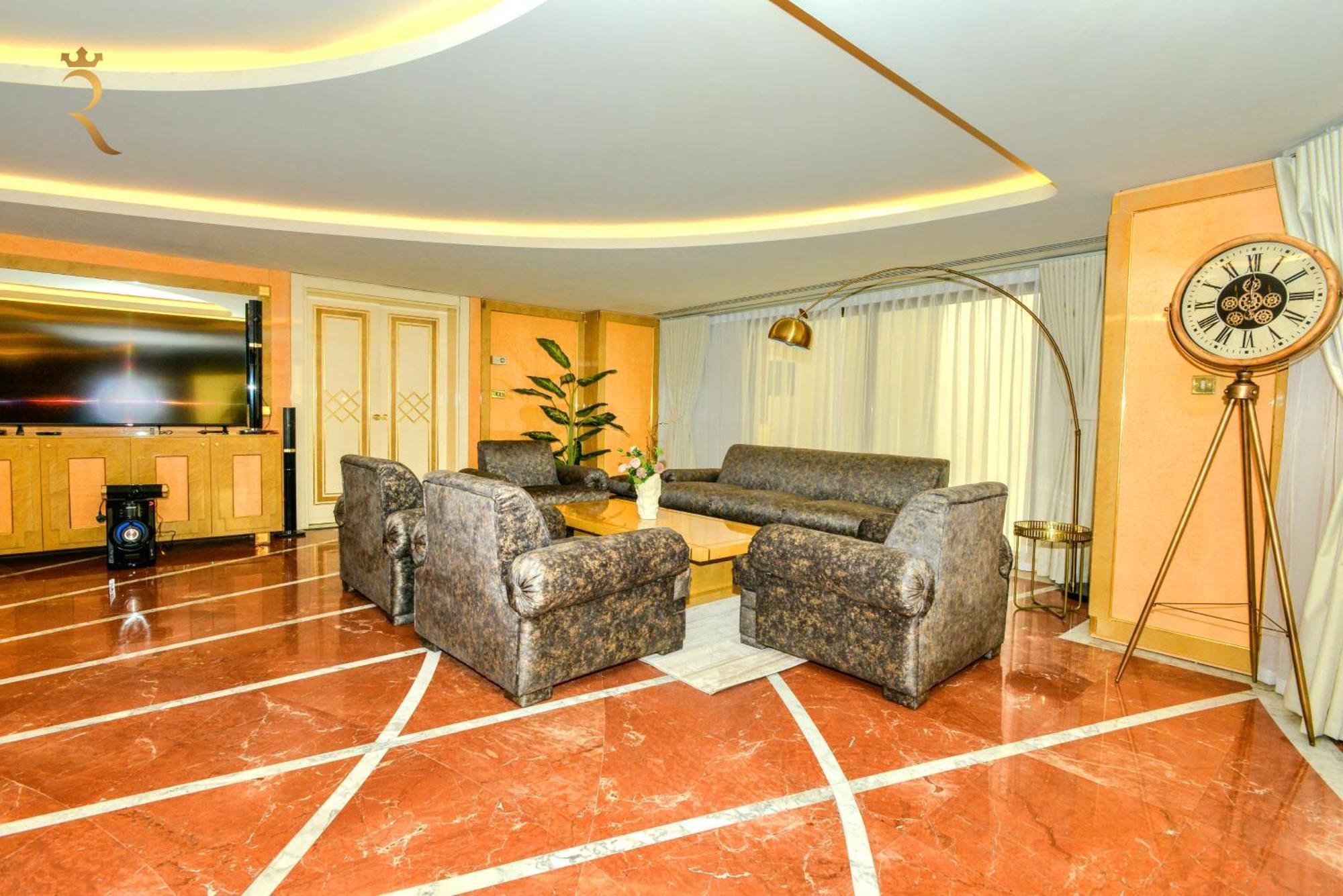 Apartment Presidential Penthouse Vintage Italian Elegance