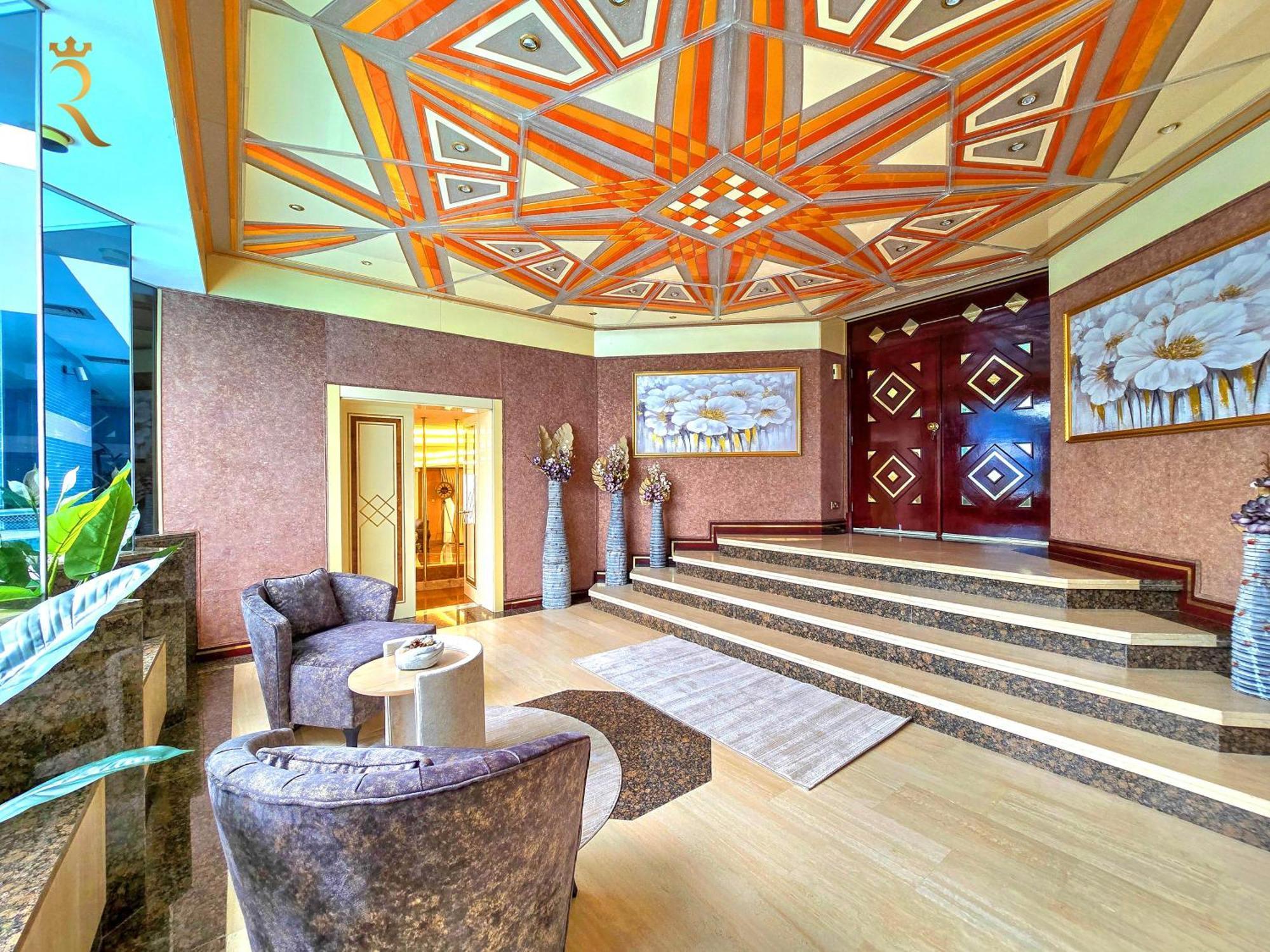 Apartment Presidential Penthouse Vintage Italian Elegance Abu Dhabi