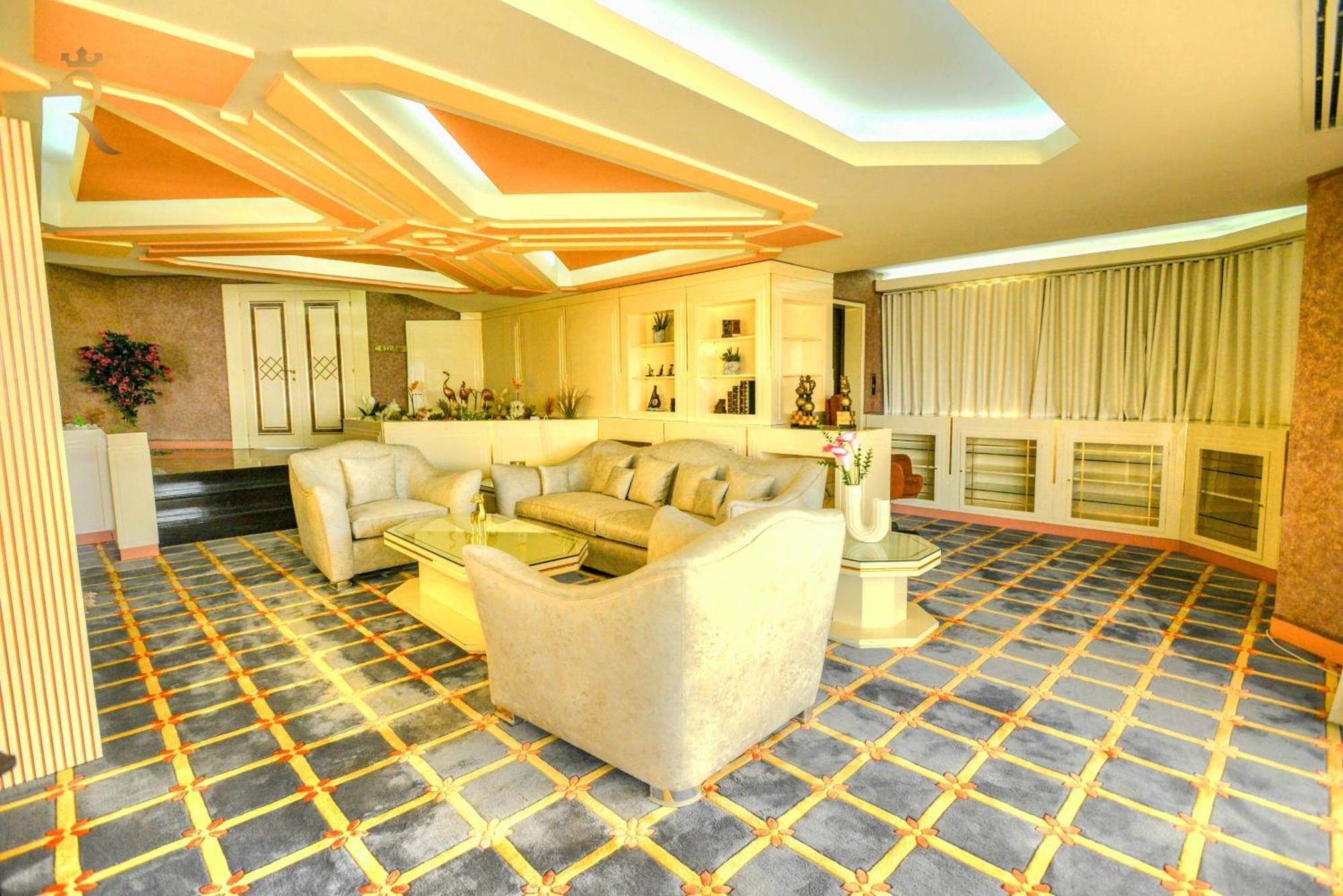 Presidential Penthouse Vintage Italian Elegance Apartment Abu Dhabi