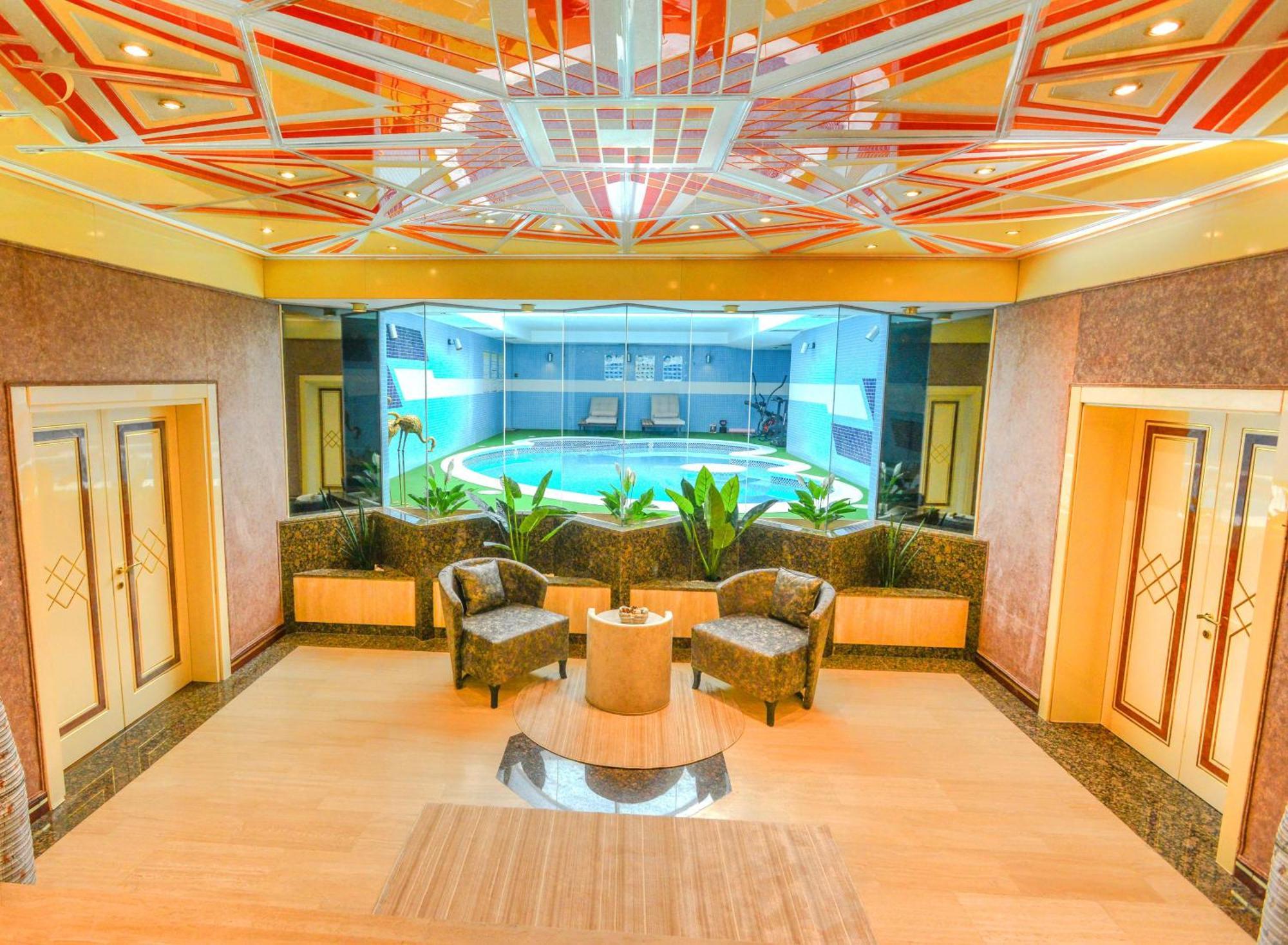 Presidential Penthouse Vintage Italian Elegance