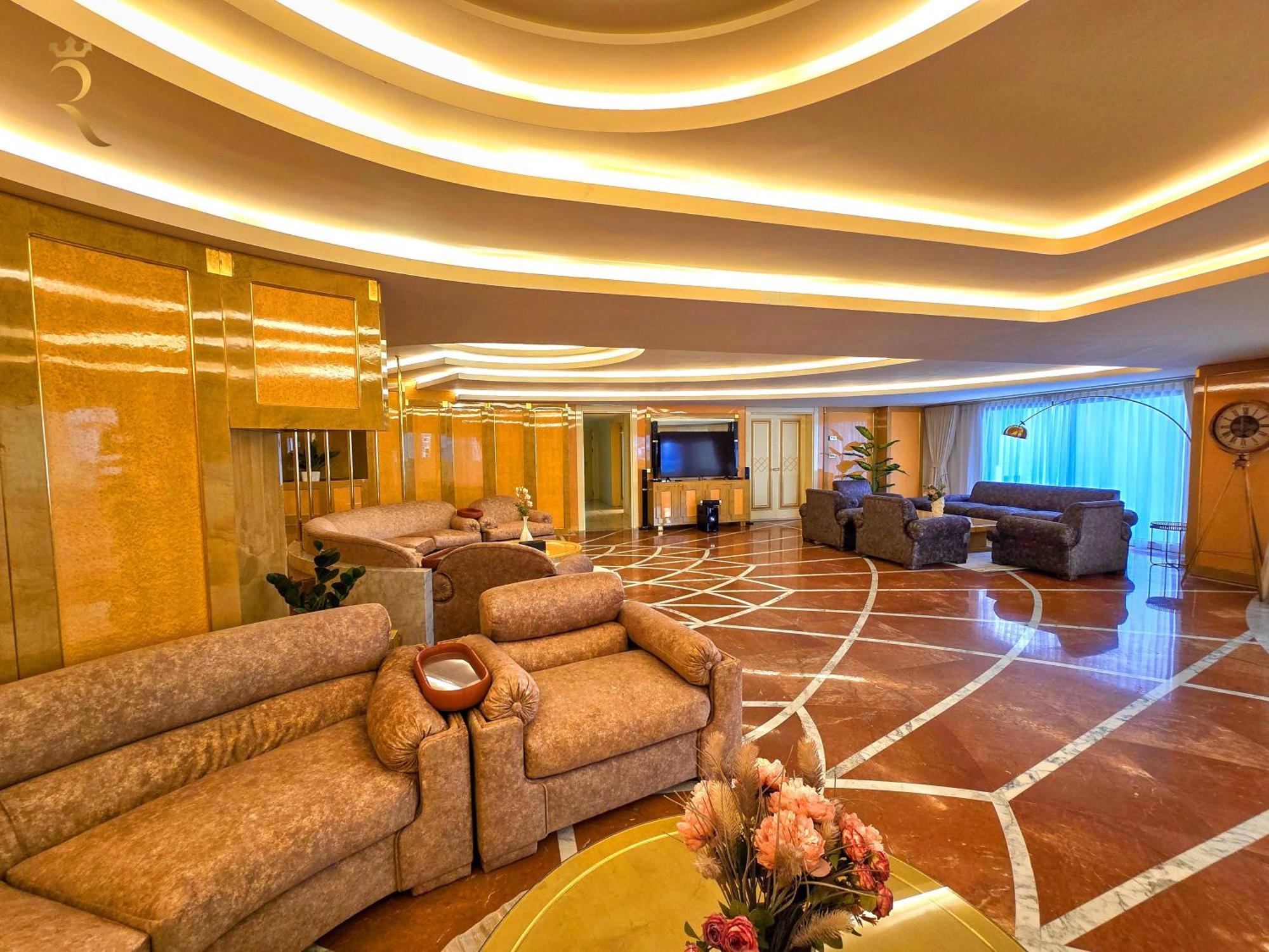 Presidential Penthouse Vintage Italian Elegance Apartment Abu Dhabi