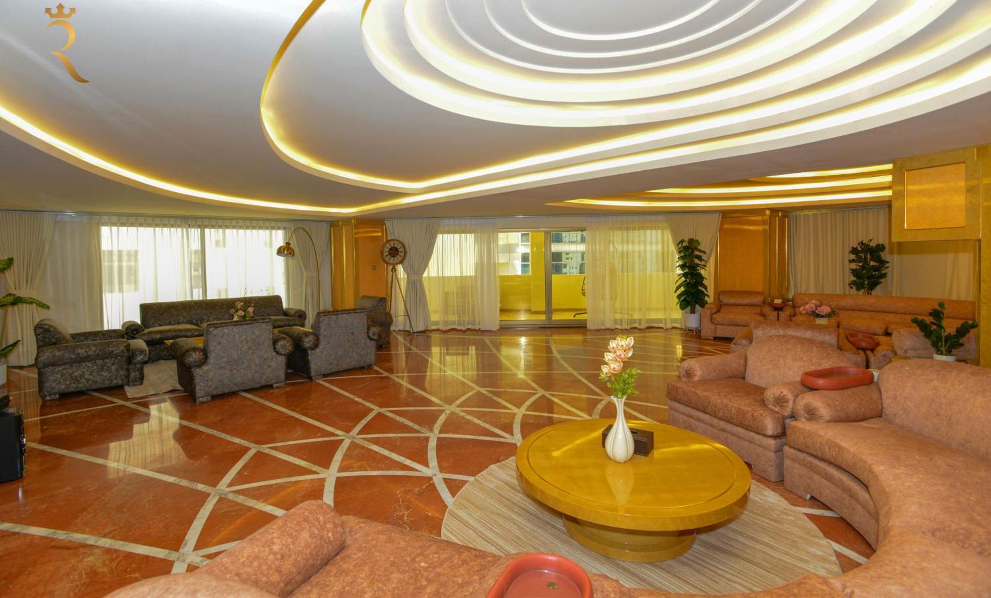 Presidential Penthouse Vintage Italian Elegance *